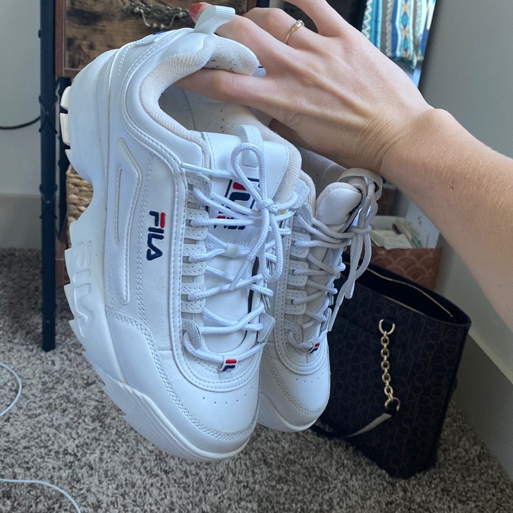 White Fila Sneakers Size 10 Women’s